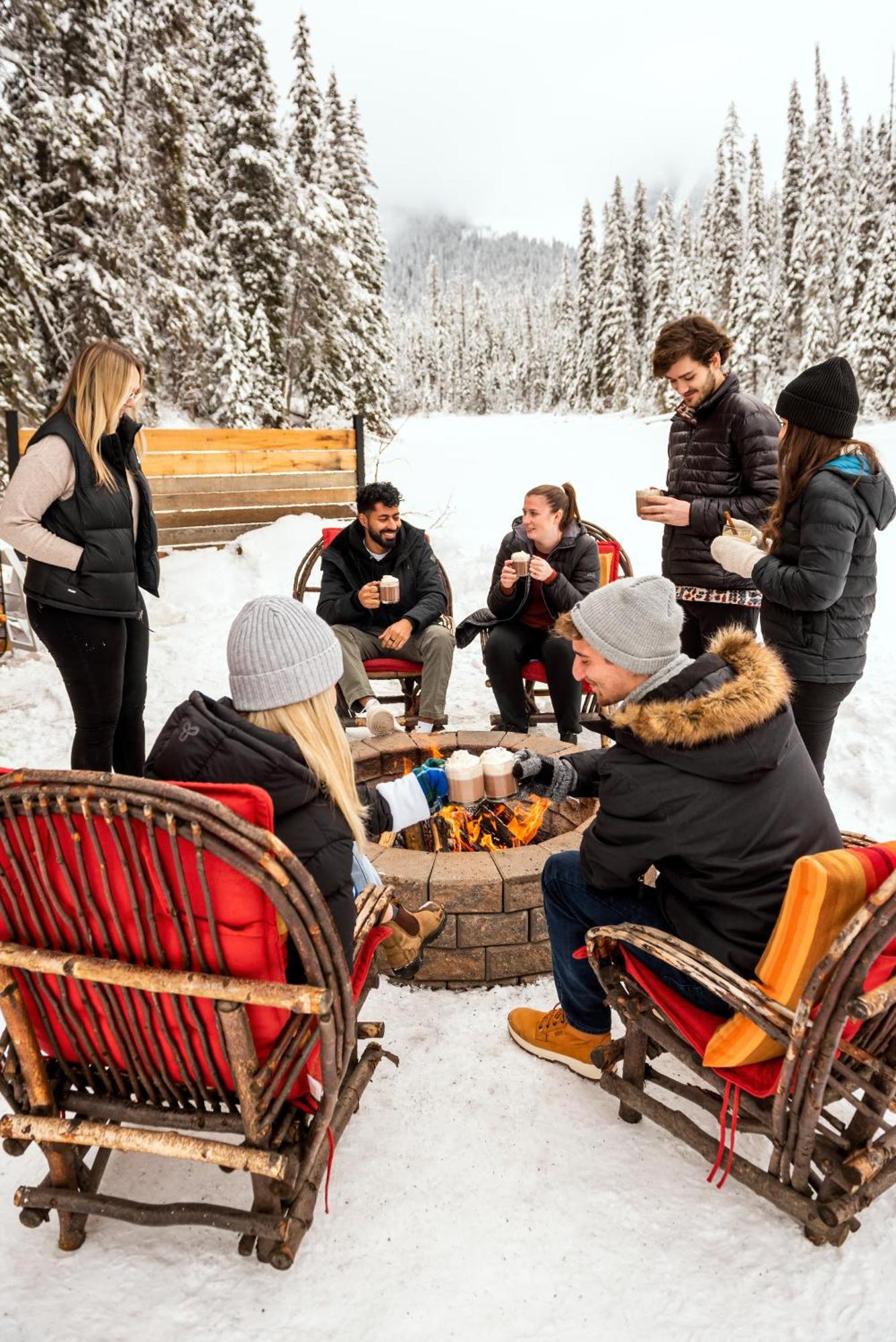 Emerald Lake Lodge Field Kültér fotó