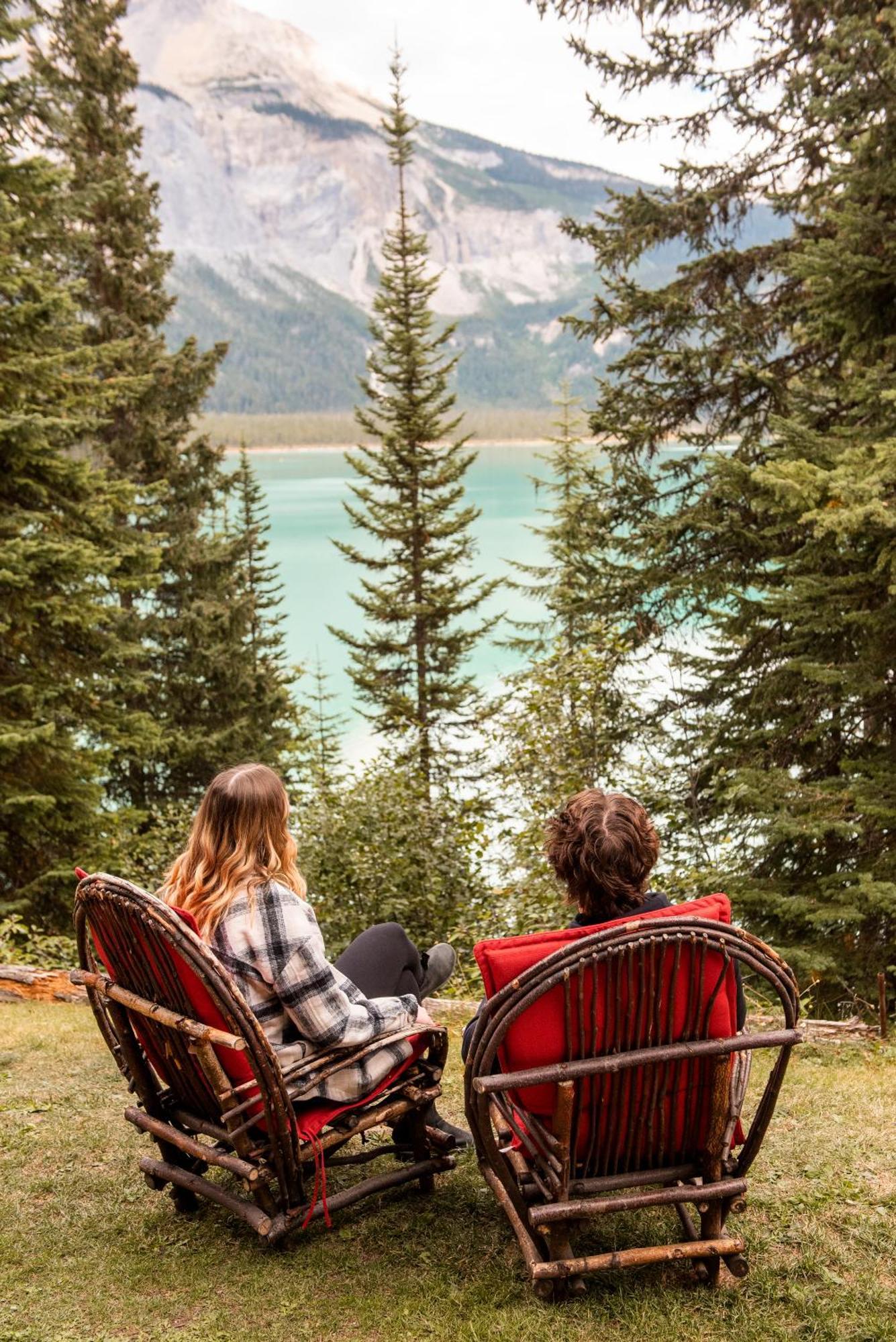 Emerald Lake Lodge Field Kültér fotó